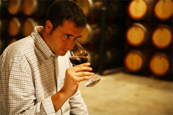 Diego Pinilla, Winemaker from Bodegas Bilbainas is one of the featured winemakers in the Wine Panel tasting