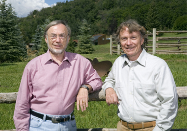 Charles Wyly (left) and Sam Wyly (right) 
