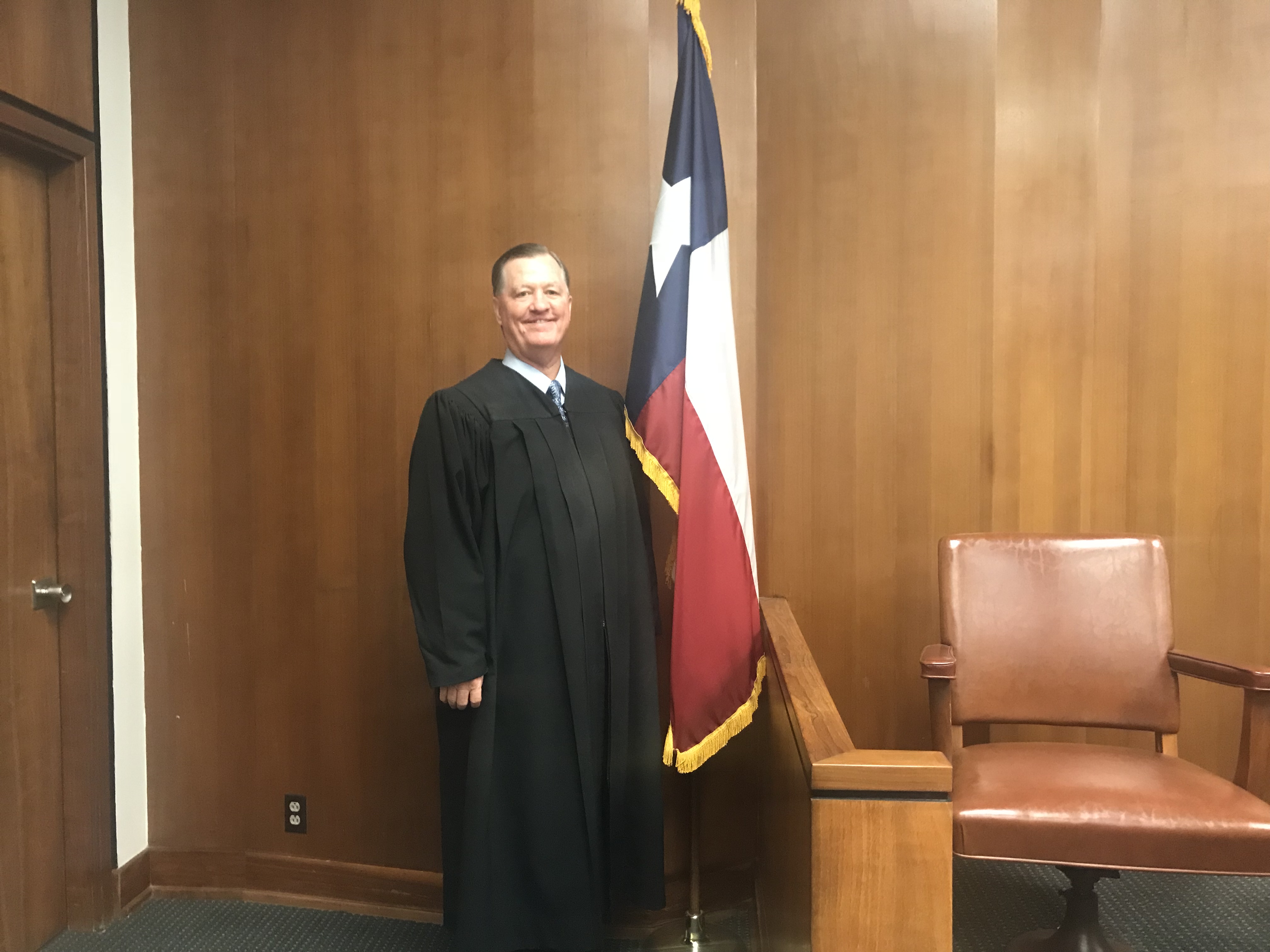 2. Dallas Judge with Bold Blue Hair: Meet Judge Sarah Johnson - wide 6